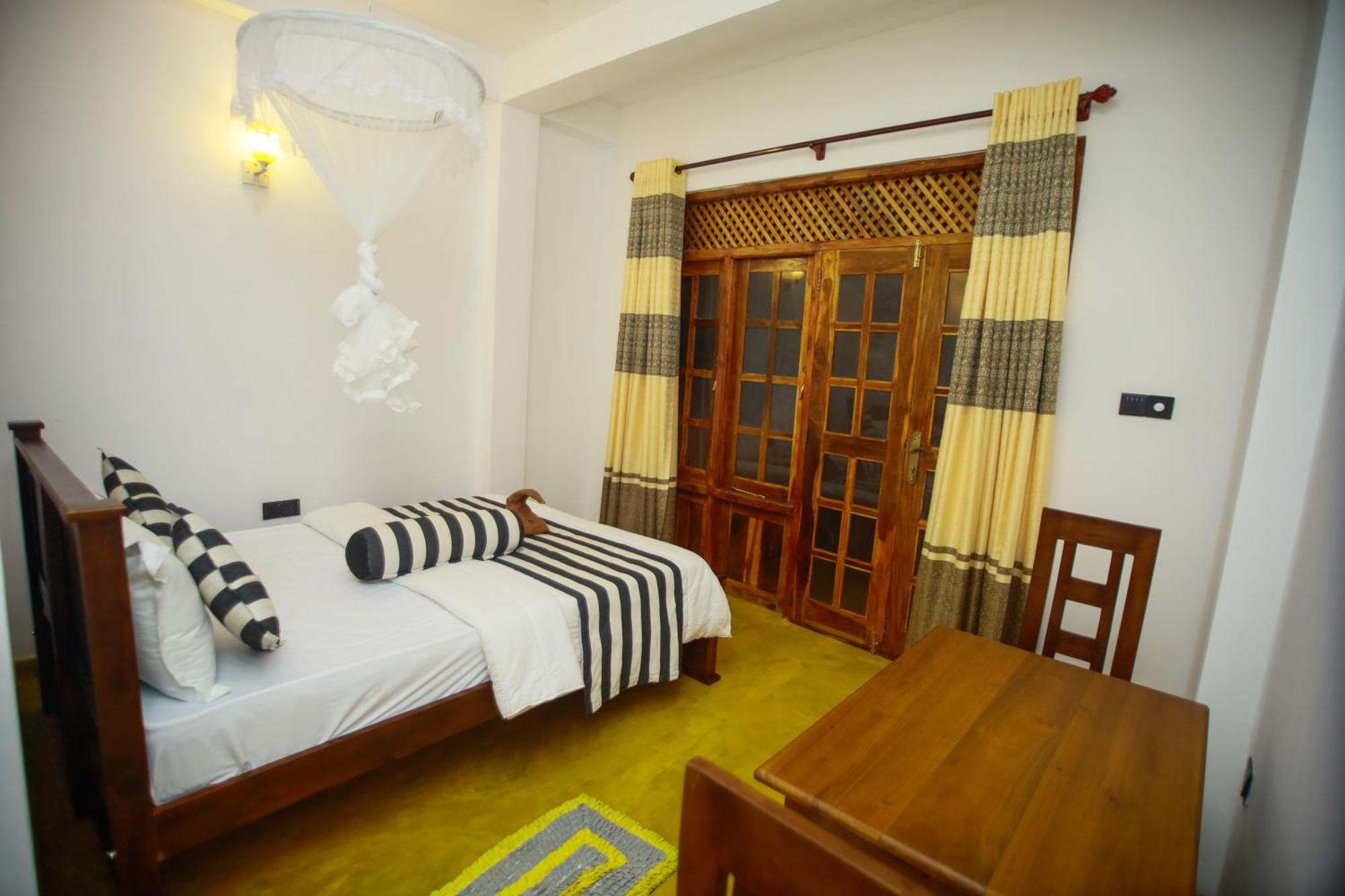 Dinaro Guest Hotel Ella Exterior photo