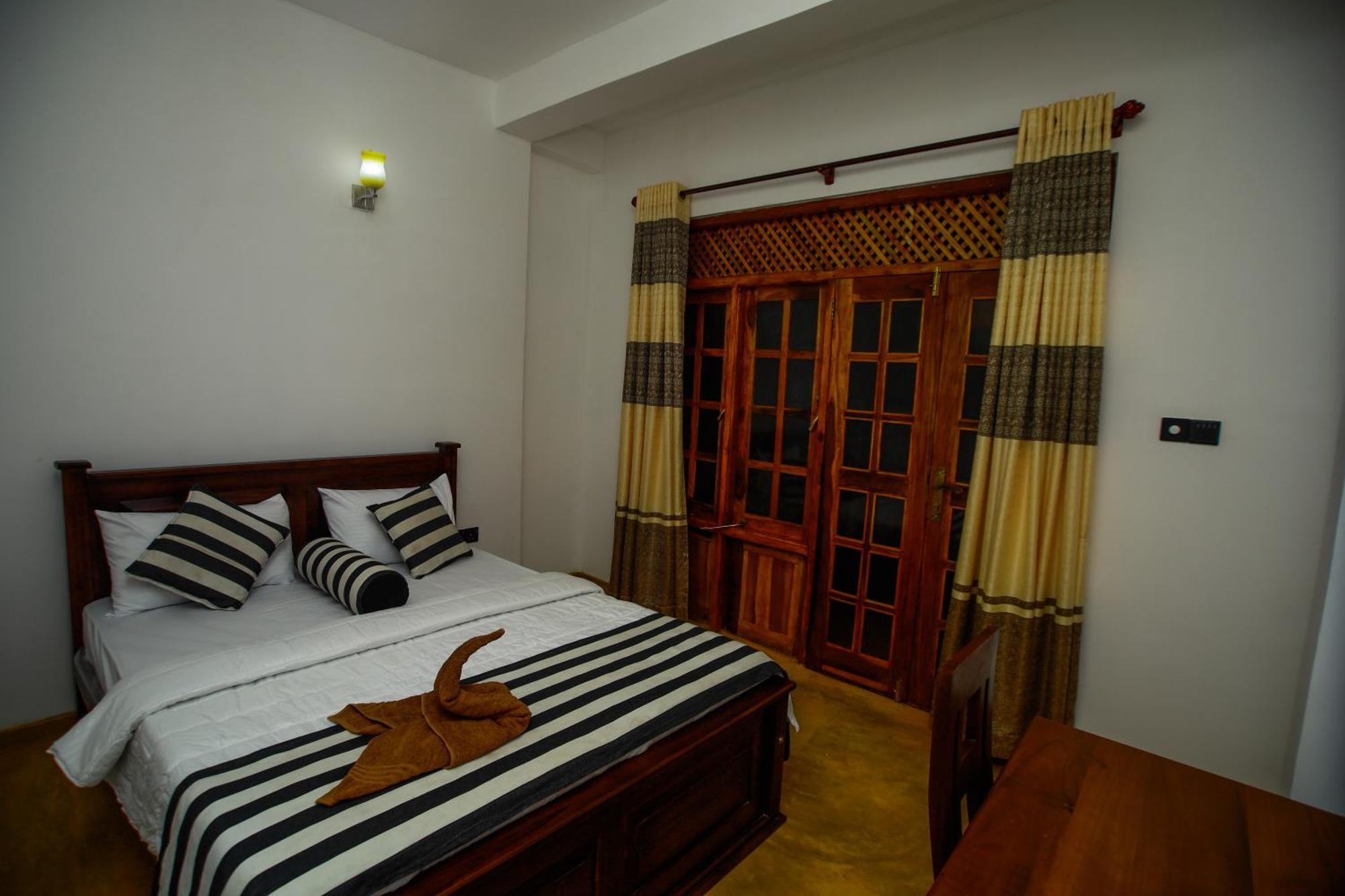 Dinaro Guest Hotel Ella Exterior photo