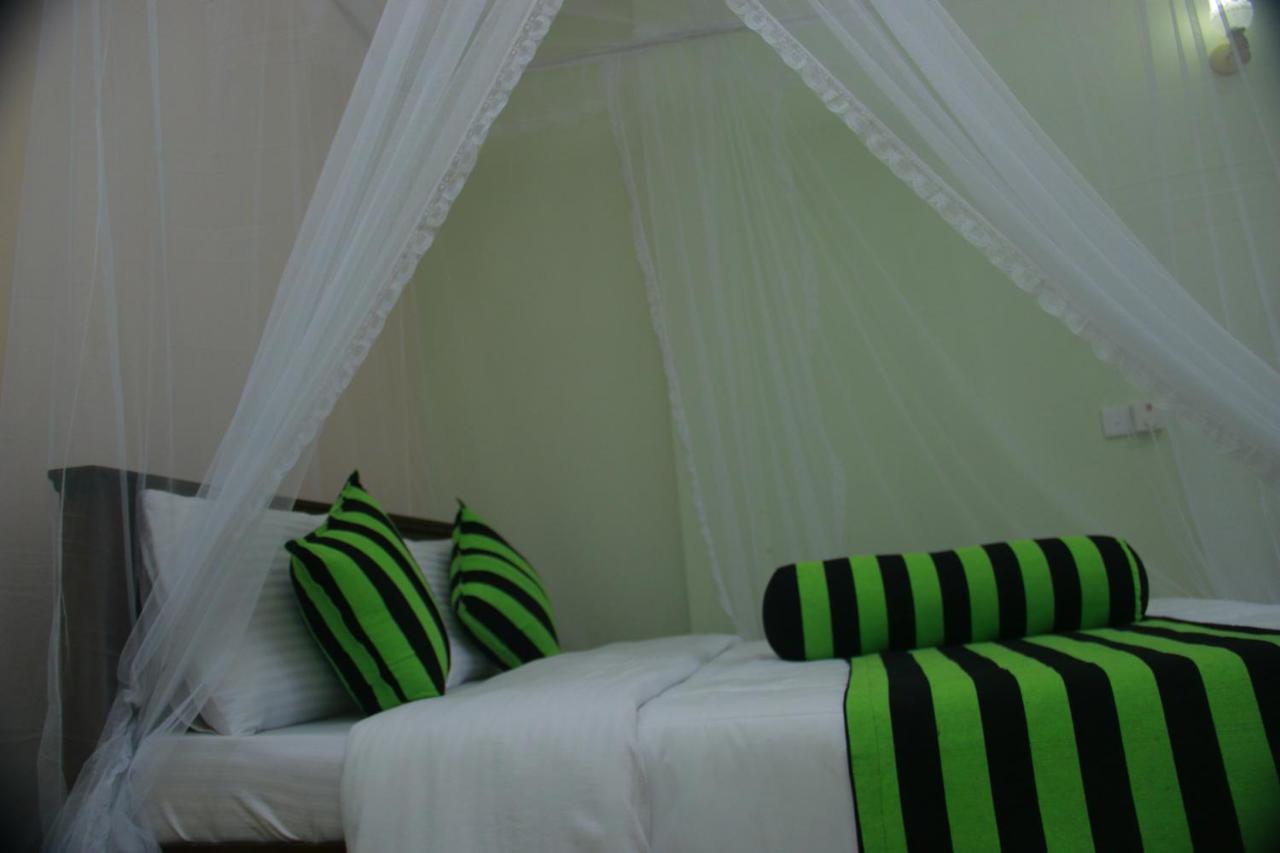 Dinaro Guest Hotel Ella Exterior photo